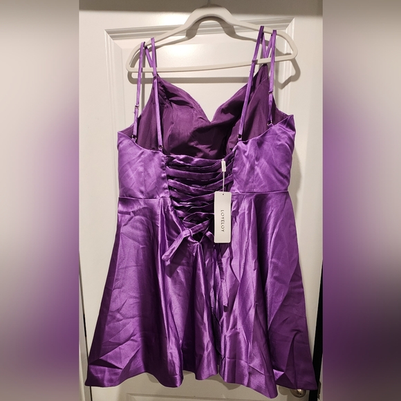 Lovejoy Cocktail Dress Size 16 NWT - Picture 2 of 2